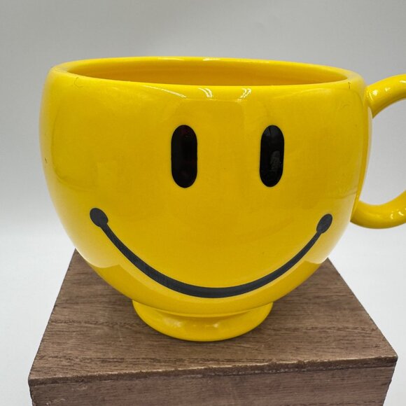 Teleflora Smile Smiley Face Mug Cup Coffee Tea Large Happy Face Vintage. 20 Oz B - Picture 2 of 8